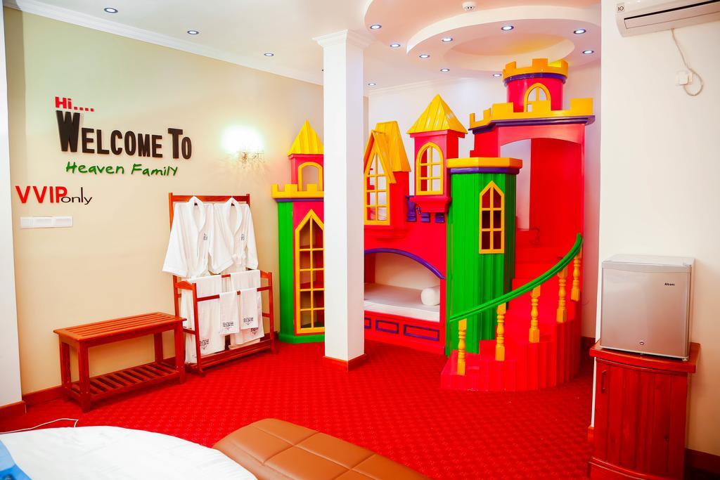 Hotel White House أنرادابورام المظهر الخارجي الصورة