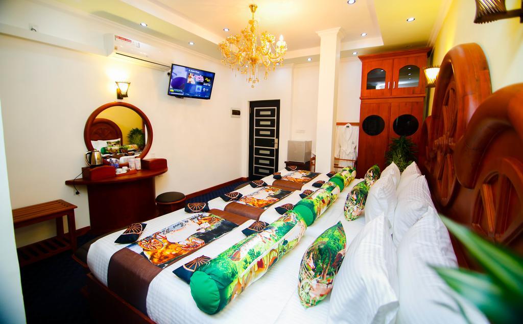 Hotel White House أنرادابورام المظهر الخارجي الصورة